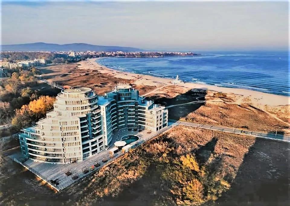 Алюр Студио Приморско - Studio Allure Primorsko Apartment